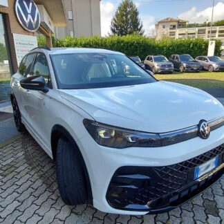 COSVAL Volkswagen - Tagliando Auto Sicurezza Totale: € 30 + Spazzole Tergicristallo OMAGGIO - € 30 di sconto su un tagliando di € 250